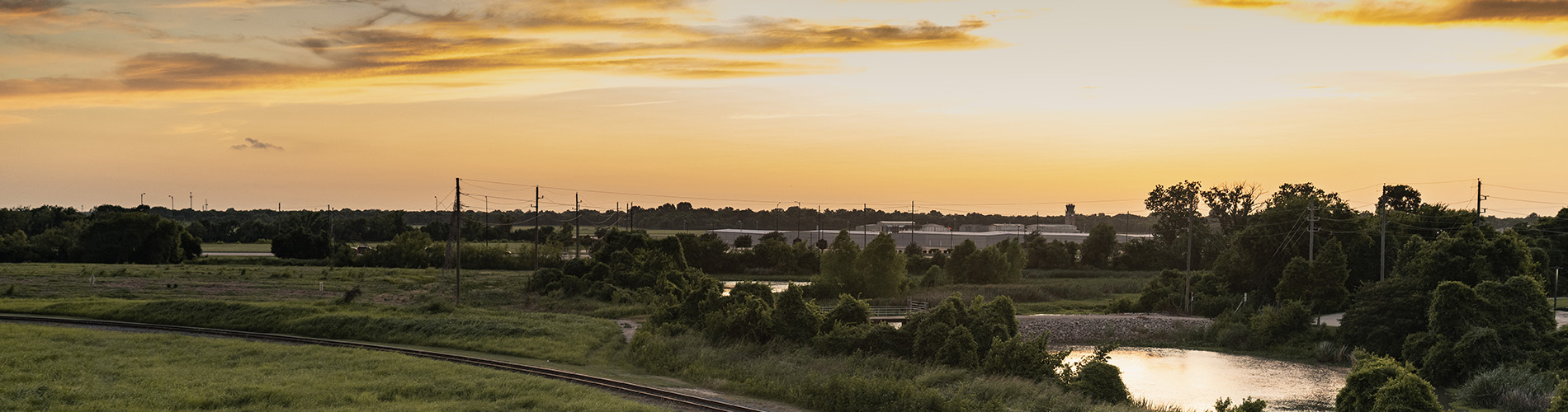 Dentistry of Sugar Land | ZOOM  Whitening, Periodontal Treatment and Dental Bridges